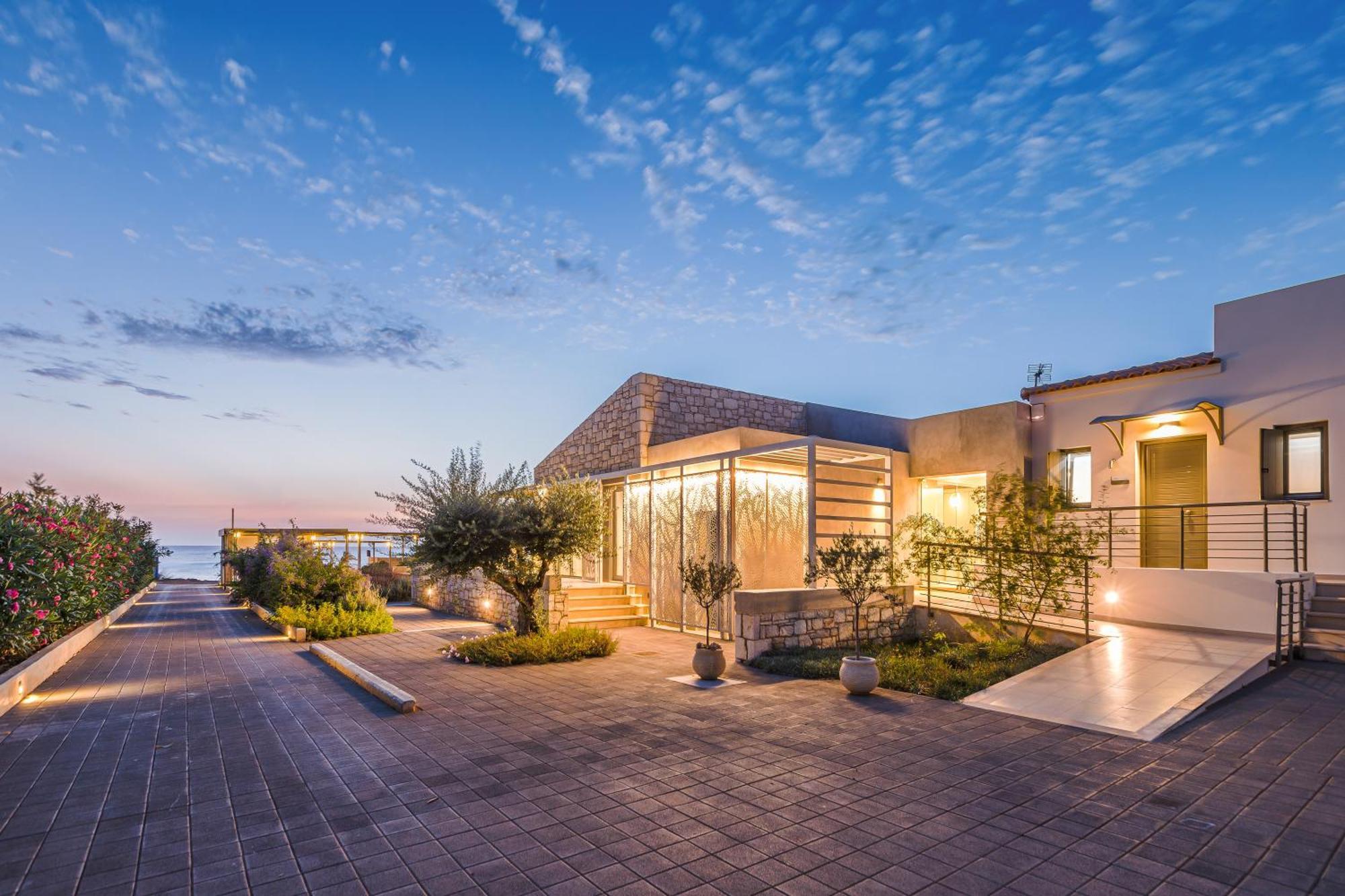 Callisto Seaside Homes & Suites Marathopoli Extérieur photo